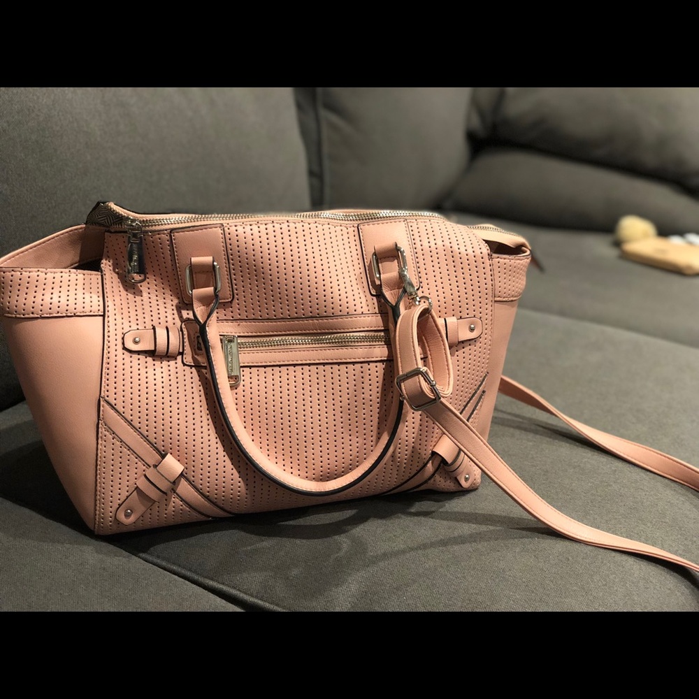 Nice beautiful big and new crossbody